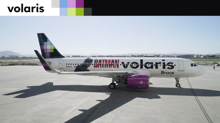 Volaris y Warner Bros. Pictures dan vida a Bruce, avión inspirado en “The batman”