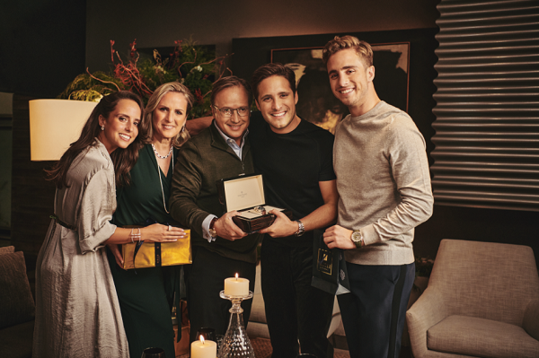 Campaña Navideña de Patek Philippe, Berger y Diego Boneta