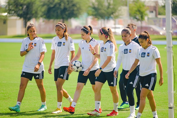 Tigres Femenil debuta en cine en "Soundtrack lado A"