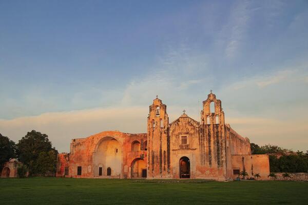 Foto el ex convento de Maní