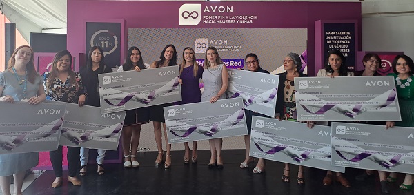  Avon entrega  +MN$ 6 millones en donativos a fundaciones y organizaciones que luchan vs. la violencia de género