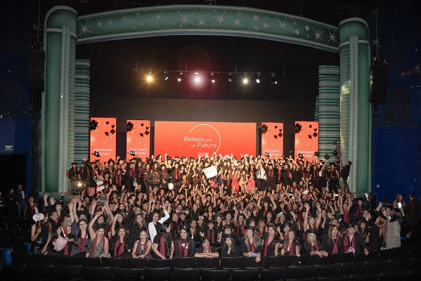 L’Oréal gradua a la 3a. generación de mujeres en su programa “Belleza por un Futuro”