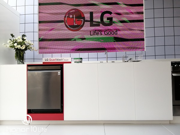 Posicionar un lavavajillas Esta estrategia de LG aspira a lograrlo