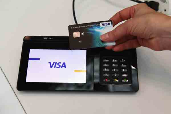 Visa presenta método biométrico en nueva tarjeta para pagos