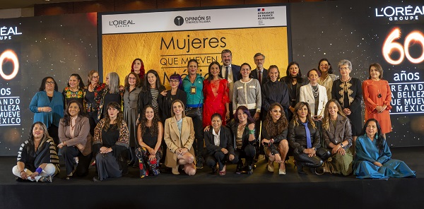 Muestra fotográfica “Mujeres que Mueven a México”