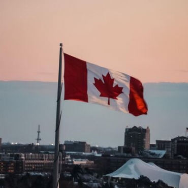 La AMTE brindará asistencia a estudiantes ante restricciones en visas canadienses