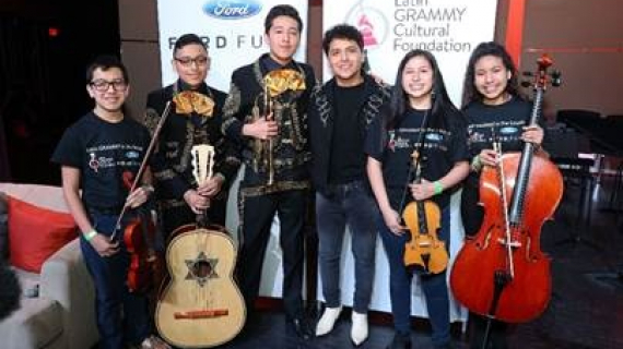 Latin Grammy en las Escuelas de Dallas