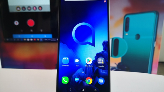 Presentan el Smartphone Alcatel 3X