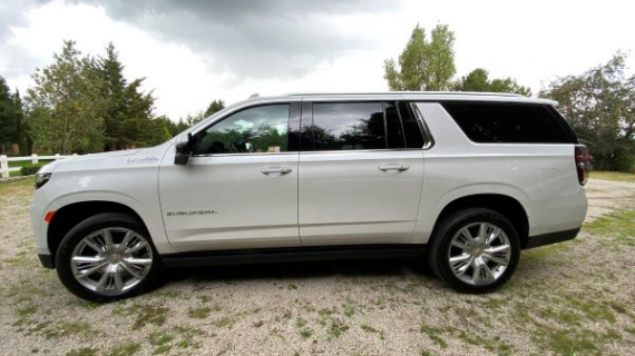 Chevrolet Suburban 2021 llega a México con mejoras radicales. 