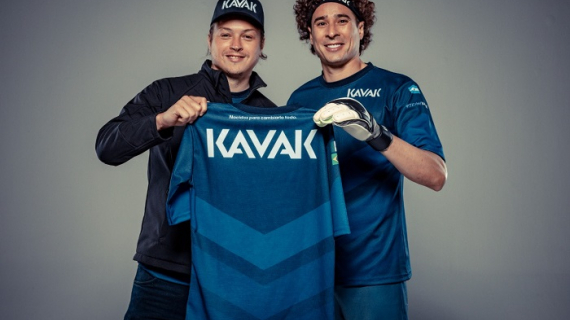 Guillermo Ochoa se convierte en socio de Kavak