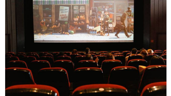 ¿Cuáles son los malos hábitos que más nos molestan dentro de una sala del cine?